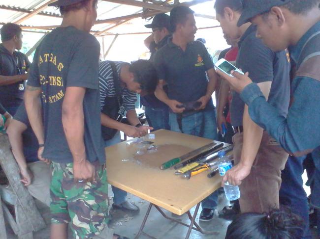 [BREAKING NEWS] Polisi Kembali Gerebek "Kampung" Narkoba di Batam