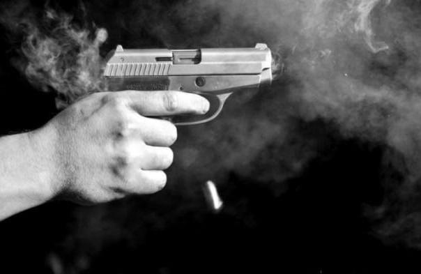 Polisi Baku Tembak dengan Gembong Narkoba di Pekanbaru