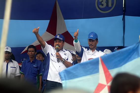 Dahlan -Rudi Minta Restu Maju Pilwako Batam 2015