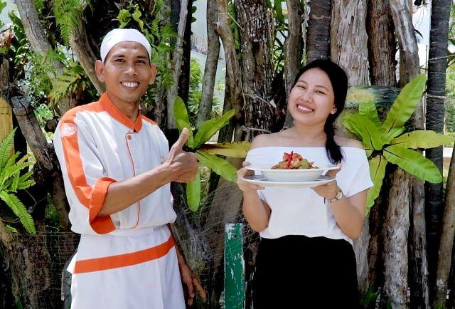 #DiRumahAja, Menjajal Resep Ikan Asam Pedas Ala Harris Resort Waterfront