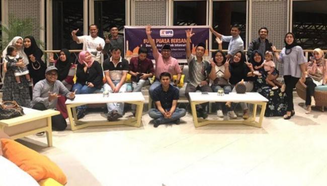 Dosen Prodi Informatika UPB Batam dan Alumni Buka Puasa Bersama