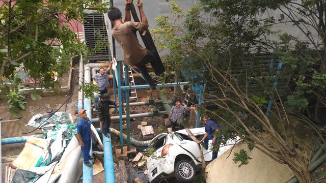 Siapa Wanita Pengemudi Swift Terjun Bebas di Hotel Planet? Ini Kata Polisi