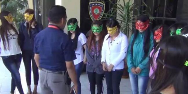Dinsos Kesulitan Bina Terapis Pijat Plus-Plus karena Banyak Backing