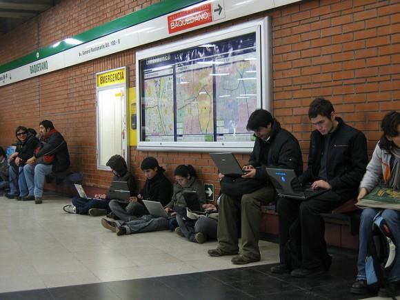 Di Negara Ini WiFi Lebih Penting Ketimbang Seks