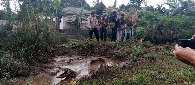 Crocodile That Often Eats Catfish Livestock in Tanjungpinang Is Caught