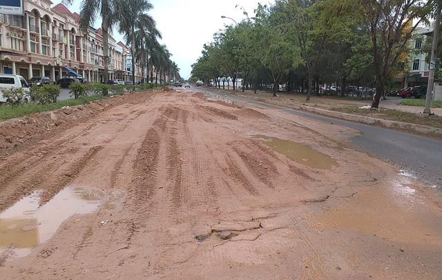 Jalan di Bundaran Madani Rusak Parah Akibat Reklamasi, Begini Penampakannya
