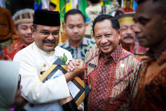 Karimun Dapat Penghargaan Kabupaten Sehat 2019