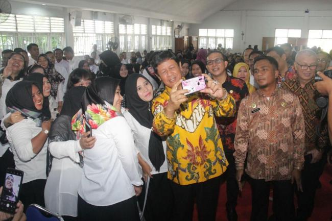 Tenaga Pendidik Non-ASN di Kepri Dapat Gaji ke-13 dan Tambahan Insentif 