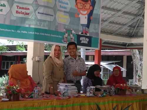 Anggota DPR Ria Latifa Sasar Pelajar di Batam