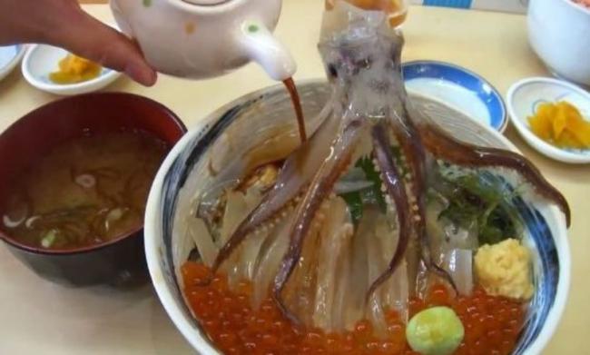 Lima Makanan Ekstrem Asal Korsel, Berani Coba?
