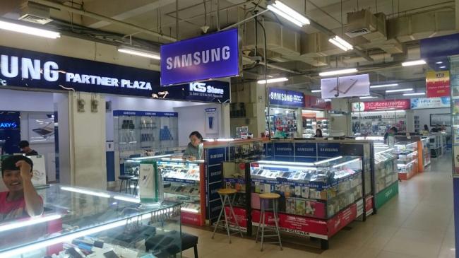 Toke 13 Ribu HP Selundupan Punya Belasan Toko di Nagoya Hill