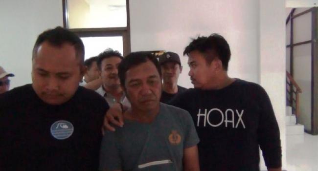 Dapat! Polisi Bekuk Pria Pemukul Perempuan Salat di Masjid