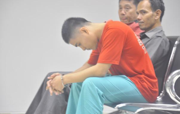 Wardiaman Menangis Sesenggukan Bacakan Pembelaan
