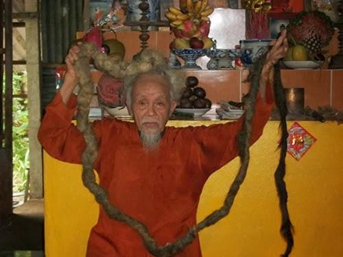 Pria Vietnam 80 Tahun Tak Pangkas Rambut, Panjangnya Kini 5 Meter