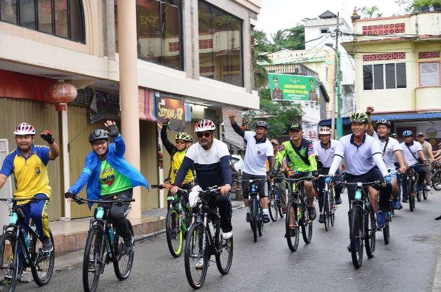 Hari Armada, Lanal Karimun Silaturahmi Lewat Olahraga