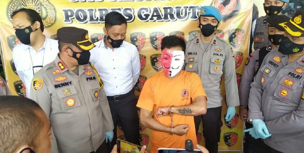 Terungkap Motif Pacar Sadis Bunuh-Tancapkan Bambu Gadis Garut