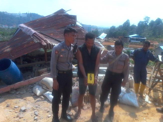 Polisi Rekonstruksi di Bukit Baloi, Penghuni Ruli: Dibayar Berapa Kamu Serang Warga! 