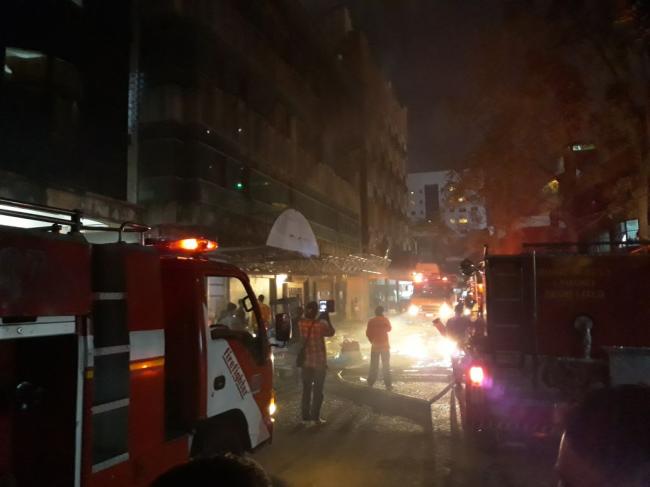 Ada Saksi Mata Melihat Orang Lari Sebelum Api Membakar Gedung di Jodoh
