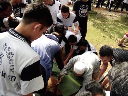 Siswa dan Guru SMA Negeri 3 Batam Sembelih Hewan Kurban