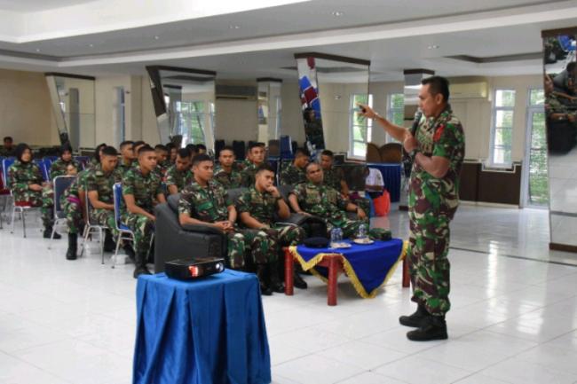 Prajurit Lantamal IV Tanjungpinang Diminta Bijak Gunakan Medsos