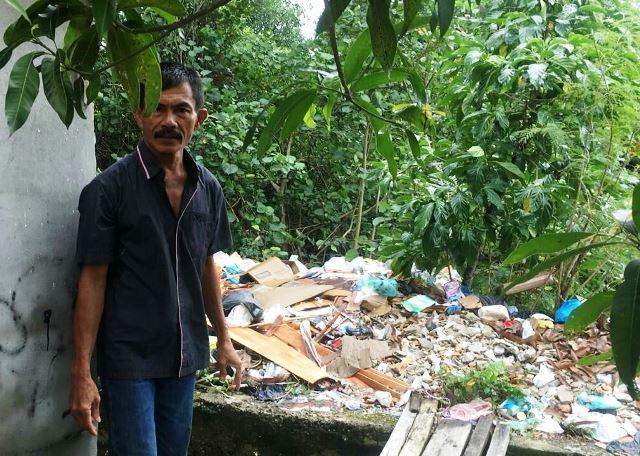 Tumpukan Sampah Cemari Hutan Bakau Tanjunguban