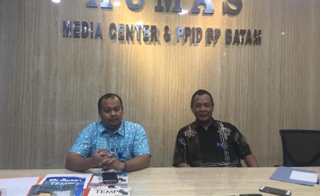 Dua Pegawai Ditpam BP Batam yang Kena OTT Bebas di Luar