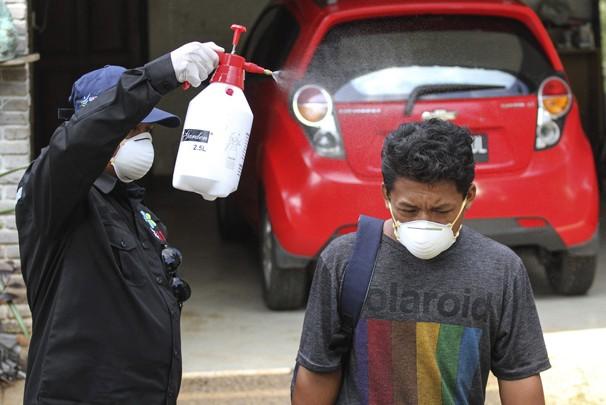 Cairan Disinfektan Tak Boleh Disemprotkan ke Tubuh