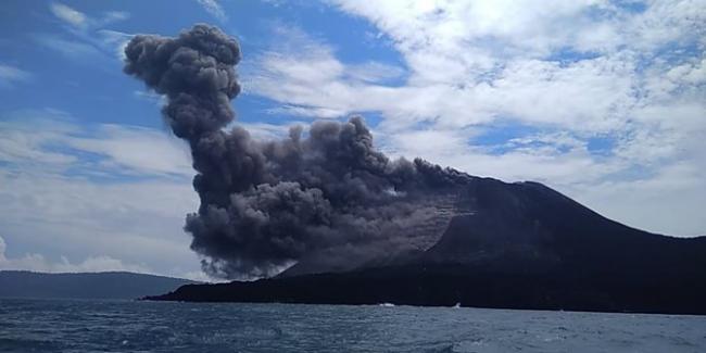 PVMBG Pastikan Gunung Anak Krakatau Belum Tunjukkan Letusan Besar