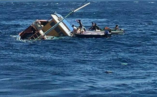 Kapal Berpenumpang 20 Orang di Banggai Tenggelam, 19 Orang Hilang