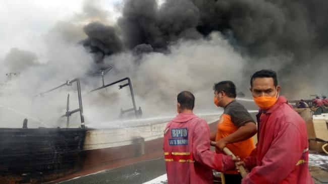 Dermaga Benoa Bali Membara, 39 Kapal Terbakar