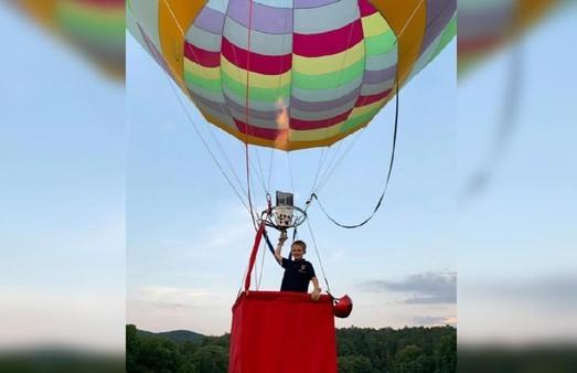 Pecah Rekor! Ini Pilot Balon Udara Termuda di Dunia, Usia Baru 8 Tahun