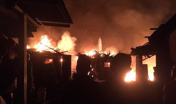 Kebakaran di Baloi Persero, Karyawan Indomobil Panik Pindahkan Mobil