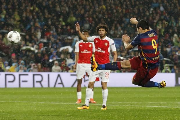 Gol Spektakuler Suarez Runtuhkan Mental Arsenal