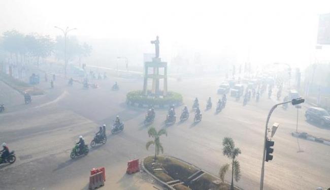 Riau Kembali Dikepung Asap Tebal, Ratusan Titik Panas Terdeteksi