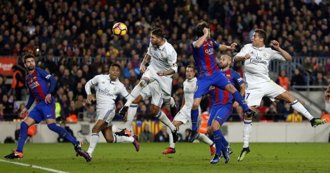 Real Madrid dan Barcelona Bersaing Ketat Rebut Puncak Klasemen