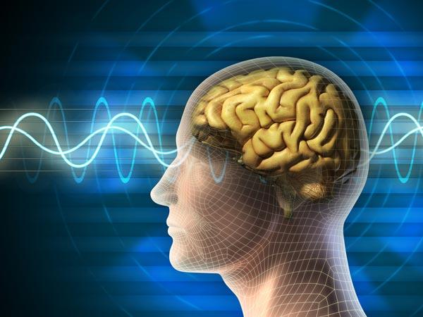 Benarkah Smartphone Tiriskan Otak?