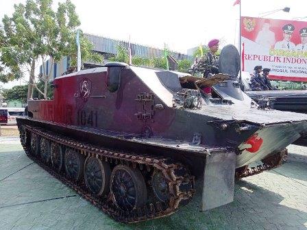 Alutsista TNI/Polri Mejeng saat Peringatan Kemerdekaan RI di Batam
