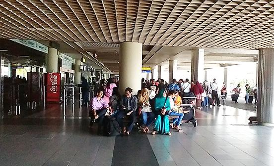 Hari Ini 11 Penerbangan di Bandara Hang Nadim Dibatalkan, Kenapa Ya?