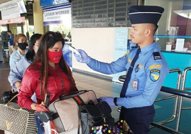 Bandara Hang Nadim Batam Perketat Pemeriksaan Suhu Tubuh Penumpang