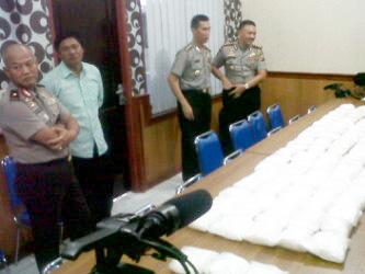 Wah, Polda Riau Panen Sabu Senilai Rp 180 Miliar