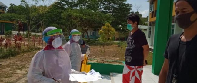 Bantuan Konsentrat Hand Sanitiser untuk Kota Batam dari Singapura Tiba