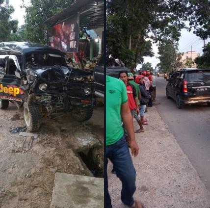 Dua Mobil Ringsek Tabrakan di Batu 18 Kijang