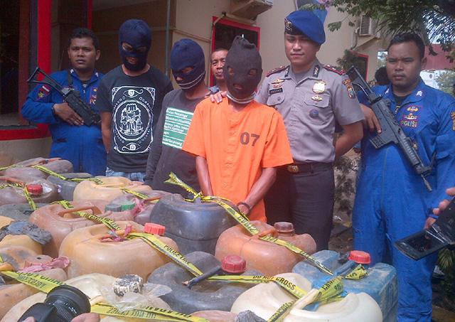  Polair Tangkap Penyelundup BBM di Tanjunguma Batam