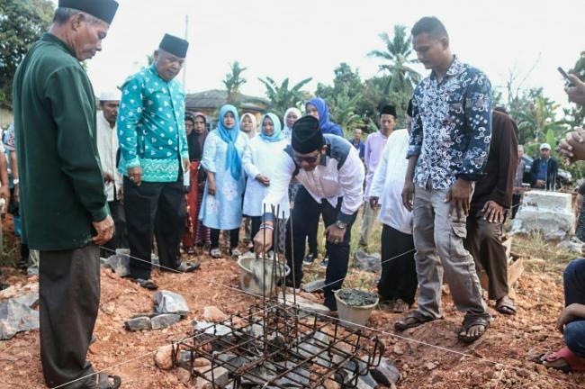 Pemkab Bintan Bantu Rehab Surau Al-Khair