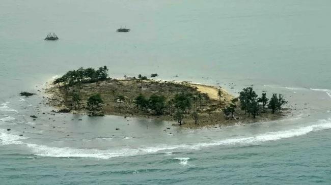 Selamat Dari Tsunami Selat Sunda, Ari Terdampar di Pulau Panjang