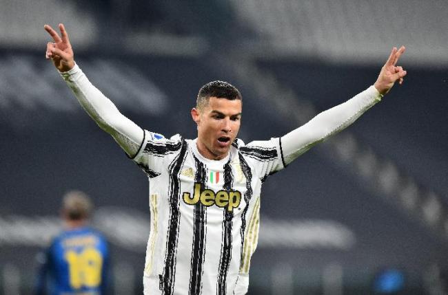 Rekor! Ronaldo Jadi Pencetak Gol Terbanyak di Dunia