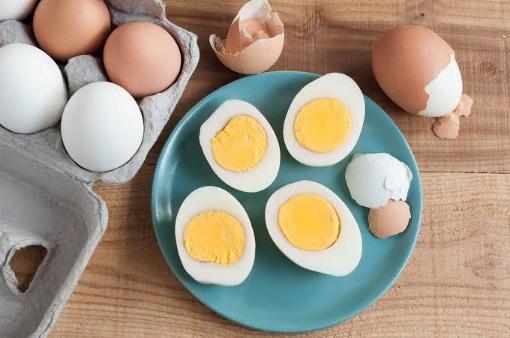 Gemar Makan Telur Tiap Hari? Kenali 5 Efek Sampingnya