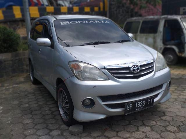 Sopir Travel di Tanjungpinang Dirampok, Dada Ditikam Pisau