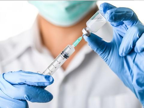 Vaksinasi Covid-19 Tak Batalkan Puasa! Perhatikan Hal Ini Sebelum Disuntik