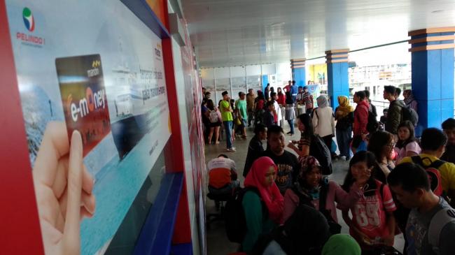 Pelindo Bagikan 2.000 Kartu e-Money Gratis di Pelabuhan Tanjungpinang